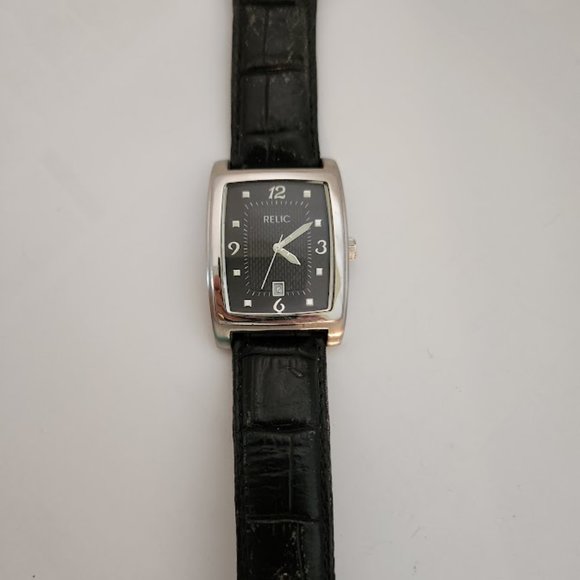 Relic Men's Watch Brown Genuine Leather - Picture 2 of 6